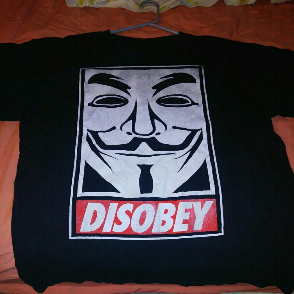 V for vendetta guy faux disobey
